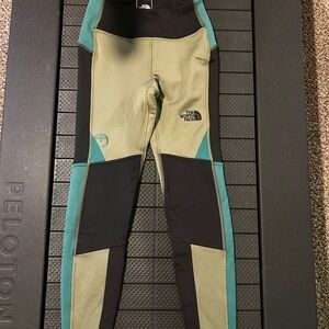 The North Face Steep Tech Legging NWT